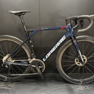 Lapierre Xelius SL FDJ 105 Di2 Carbon Disc Road Bike 2022 - Medium - Upgraded