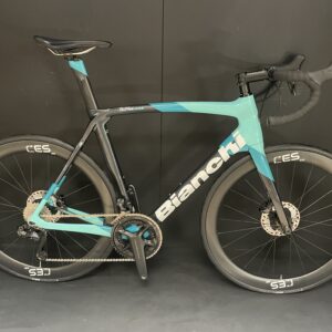 Bianchi Oltre XR3 CV Di2 Carbon Disc Road Bike 2024 - 59cm