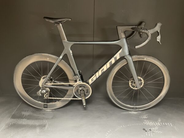 Giant Propel Advanced Pro 1 AXS & PM Carbon Disc Road Bike 2022 - M/L