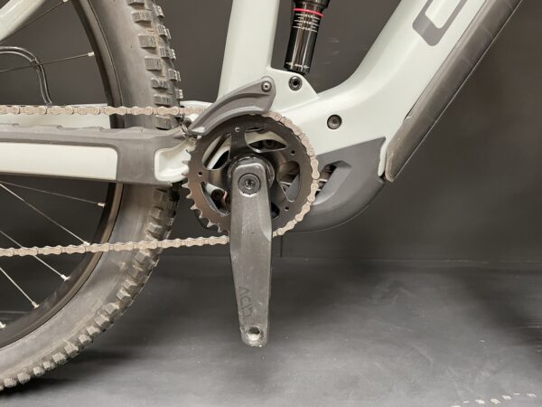 Cube Stereo Hybrid 140 Pro HPC 750 Carbon E-MTB 2023 - Medium - 191 Miles - Image 8