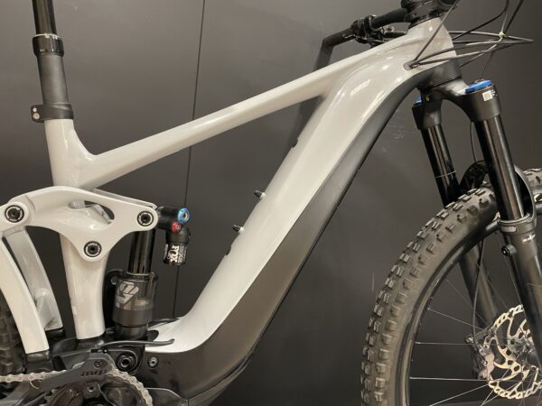Giant Reign E+1 MX Pro FS E-MTB 2022 - Medium - 262 Miles - Image 7
