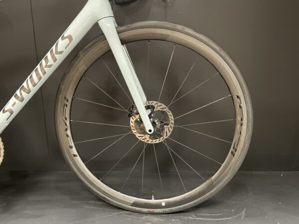 Specialized S-Works Aethos Dura-Ace Di2 Carbon Disc Road Bike 2025 - 56cm - 6.2Kg! - Image 4