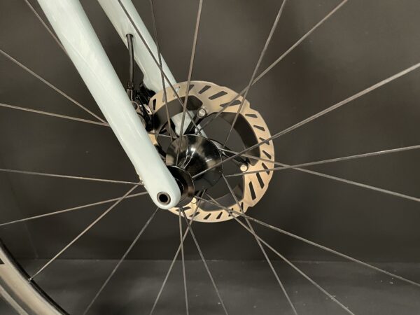 Specialized S-Works Aethos Dura-Ace Di2 Carbon Disc Road Bike 2025 - 56cm - 6.2Kg! - Image 5