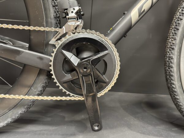 Giant Revolt Advanced Pro 1 AXS Carbon Disc Road Bike 2024 - M/L - Image 6