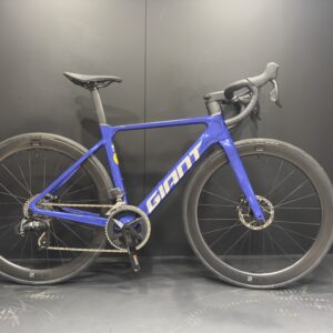 Giant Propel Advance 1 AXS Carbon Disc Road Bike 2024 - X-Small