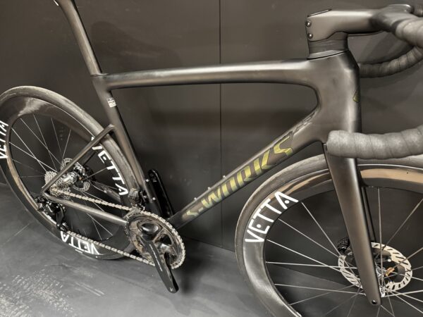 Specialized S-Works Tarmac SL8 Dura-Ace Di2 Carbon Disc Road Bike 2024 - 56cm - Image 10