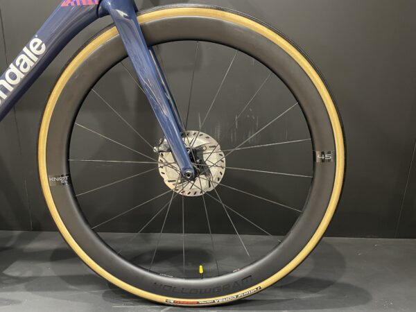 Cannondale Supersix Evo Hi-Mod Carbon Disc Road Bike 2021 - 58cm - Image 4