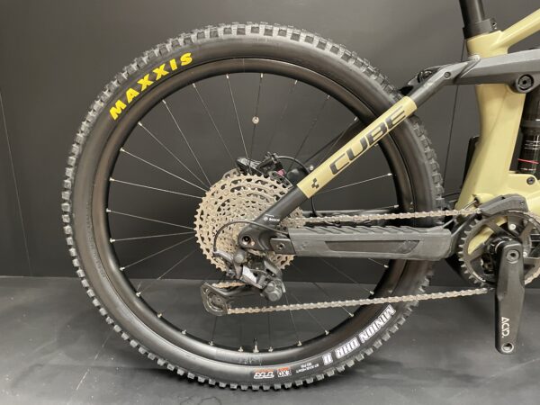 Cube Stereo Hybrid 160 HPC SL 625 27.5 Disc E-MTB 2022 - Small - 1076 Miles - Image 11