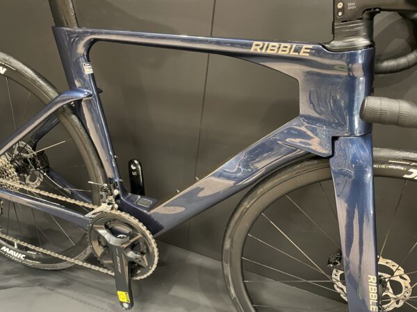 Ribble Ultra SL Sport 105 Carbon Disc Road Bike 2024 - Medium - Image 12