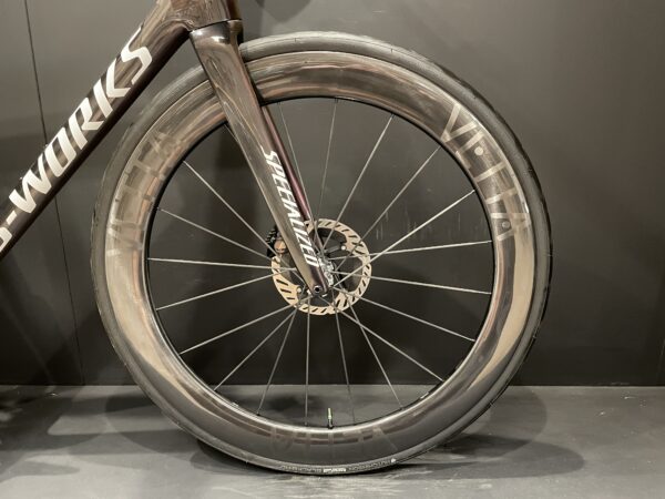 Specialized S-Works Tarmac SL8 Dura-Ace Di2 Carbon Disc Road Bike 2024 - 58cm - Image 4