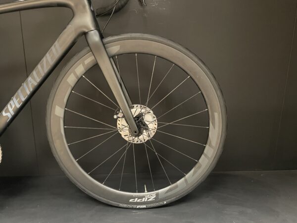 Specialized Roubaix Comp Di2 Zipp 303s Disc Carbon Road Bike 2020 - Medium 54cm - Image 4