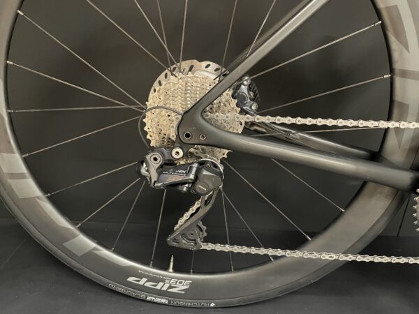 Specialized Roubaix Comp Di2 Zipp 303s Disc Carbon Road Bike 2020 - Medium 54cm - Image 8