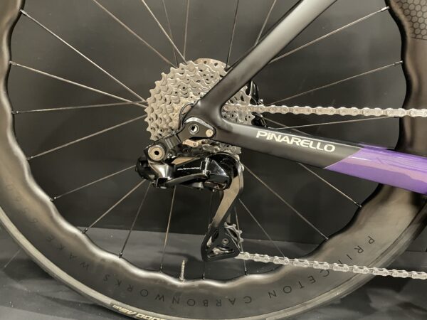 Pinarello Dogma F Dura-Ace Di2 Princeton Carbon Disc Road Bike 2023 - 54cm - Image 8
