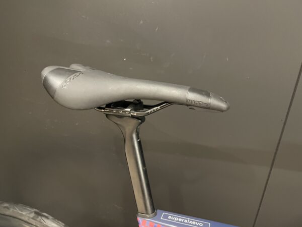 Cannondale Supersix Evo Hi-Mod Di2 Carbon Disc Road Bike 2021 - 54cm - Image 11