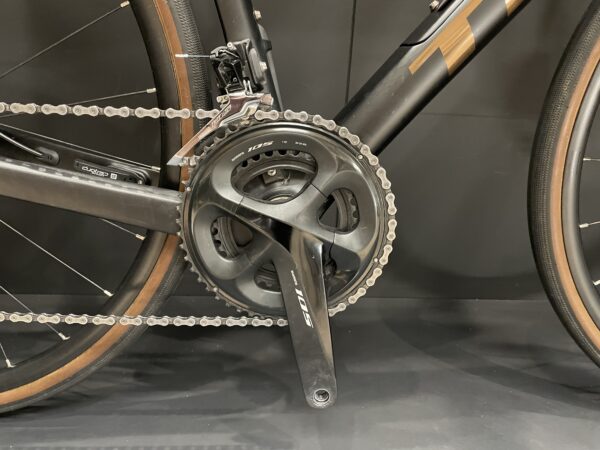 Trek Domane SL5 105 Gen 3 Disc Carbon Road Bike 2022 - 58cm - Image 7