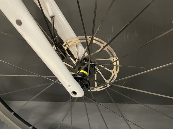Specialized Diverge Base Apex Carbon Disc Gravel Bike 2021 - 56cm - Upgraded Wheels - Image 5