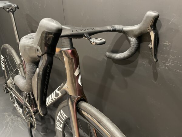 Specialized S-Works Tarmac SL8 Dura-Ace Di2 Carbon Disc Road Bike 2024 - 58cm - Image 3