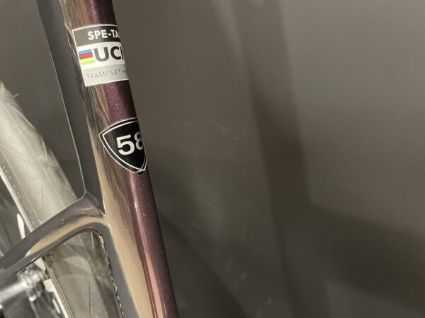 Specialized S-Works Tarmac SL8 Dura-Ace Di2 Carbon Disc Road Bike 2024 - 58cm - Image 12