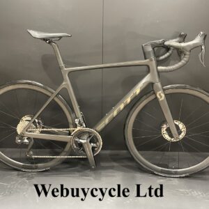 ScottAddict RC15 Di2 Carbon Disc Road Bike 2024 - 56cm
