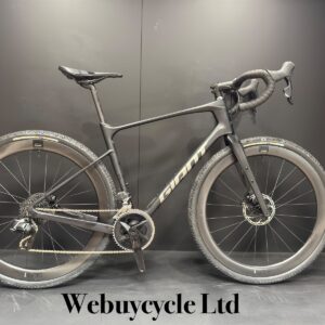 Giant Revolt Advanced Pro 1 AXS Carbon Disc Road Bike 2024 - M/L