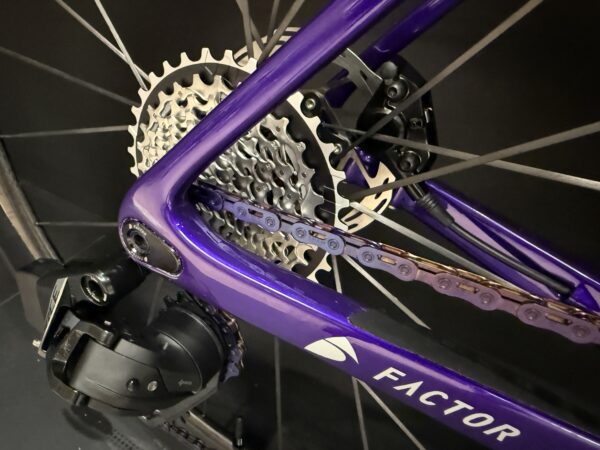 Factor Ostro V.A.M Carbon Disc Aero Road Bike Special Edition 2024 - 54cm - Image 7