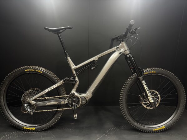 Commencal Meta SX 27 SRAM Eagle GX AXS EMTB 2021 - Large - 1162 Miles