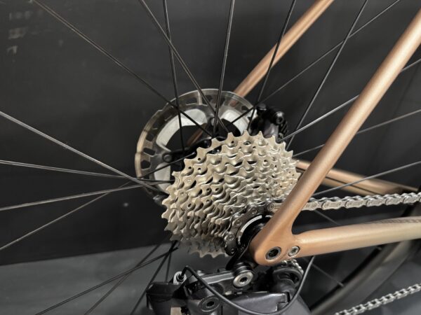 Specialized S-Works Aethos Shimano Ultegra Di2 Disc Carbon Road Bike 2021 - 61cm - 7kg!! - Image 8