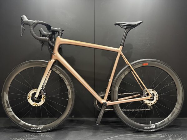 Specialized S-Works Aethos Shimano Ultegra Di2 Disc Carbon Road Bike 2021 - 61cm - 7kg!! - Image 12