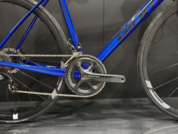 Giant Defy Advanced Pro 2 Carbon Disc Road Bike 2017 - Large - Image 5
