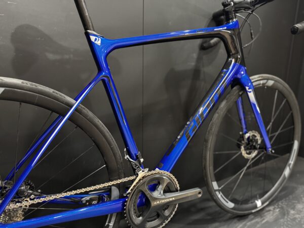 Giant Defy Advanced Pro 2 Carbon Disc Road Bike 2017 - Large - Image 9