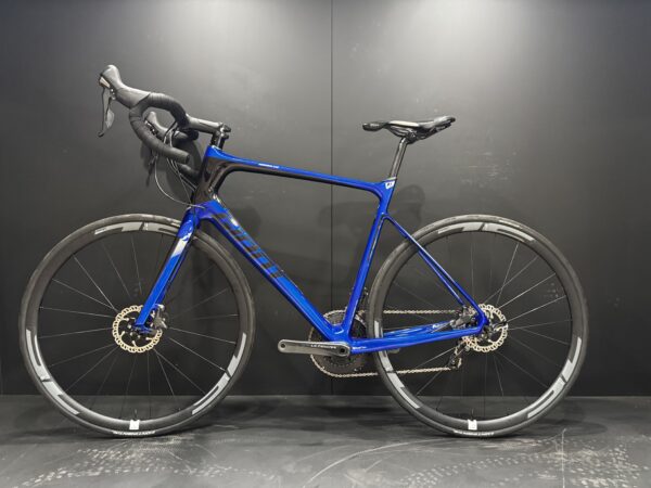 Giant Defy Advanced Pro 2 Carbon Disc Road Bike 2017 - Large - Image 13