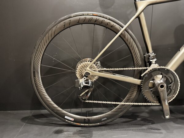 Canyon Endurace CF SLX 9.0 Carbon Disc Road Bike - Small - 2018 - Image 6