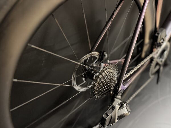 Giant TCR Advanced pro Carbon Disc Road Bike Rival AXS - Large - 2021 - Image 8