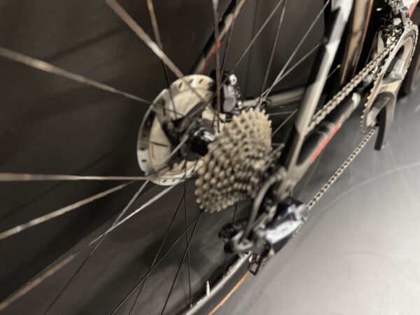 Specialized Tarmac Expert Ultegra Carbon Disc Road Bike - 2019 - 58cm - Image 8