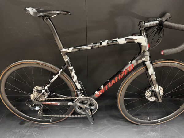 Specialized Tarmac Expert Ultegra Carbon Disc Road Bike - 2019 - 58cm - Image 12