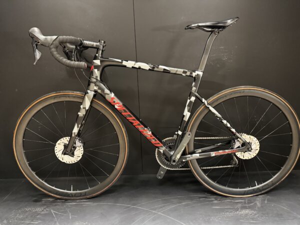 Specialized Tarmac Expert Ultegra Carbon Disc Road Bike - 2019 - 58cm - Image 13