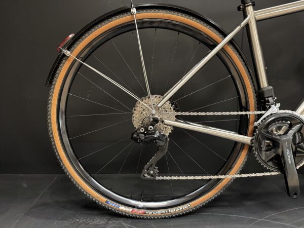 Orro Terra Ti Disc 105 Di2 Gravel Bike - X-Small - 2024 - Image 5