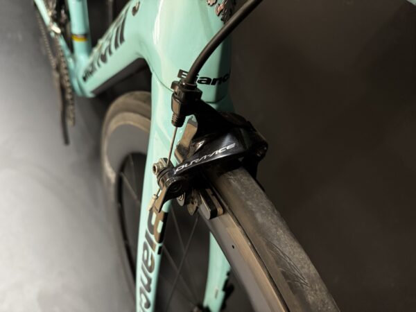 Binachi Oltre XR4 SRAM Red eTap Carbon Rim Road Bike - 2017 - 55cm - Image 4