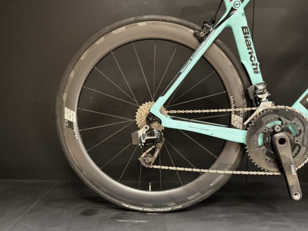 Binachi Oltre XR4 SRAM Red eTap Carbon Rim Road Bike - 2017 - 55cm - Image 6