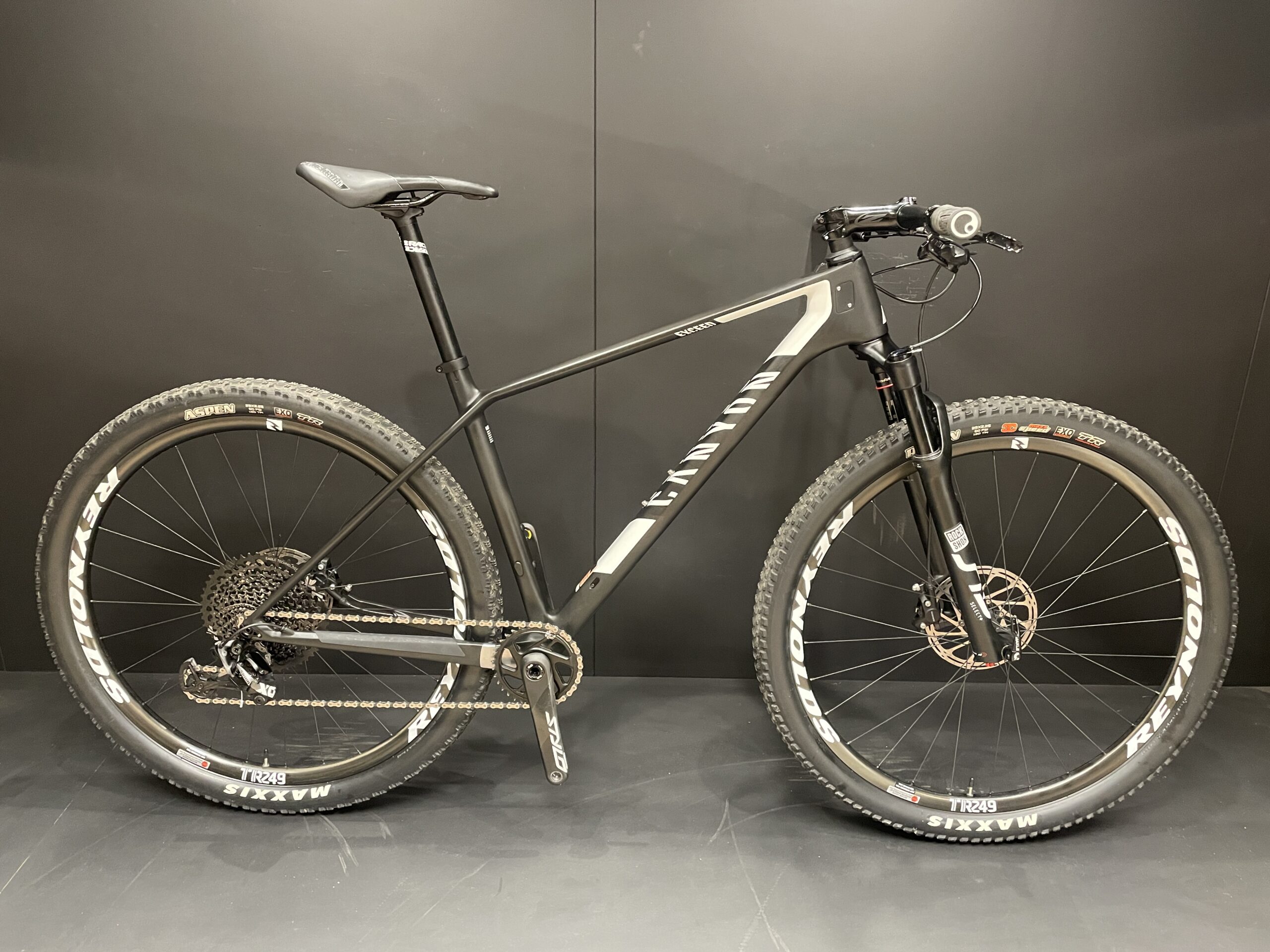 Canyon Exceed CF SL 8.0 SRAM XO Carbon Disc Hardtail MTB