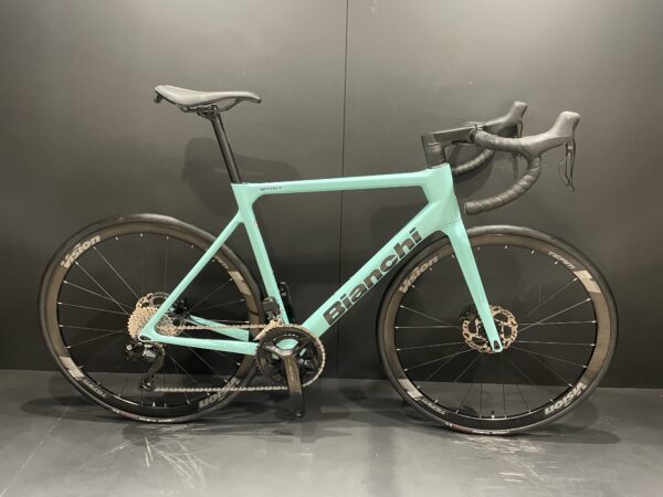 Bianchi Sprint 105 Di2 Carbon Disc Road Bike 2024 - 57cm