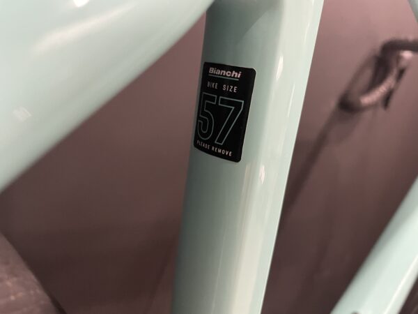 Bianchi Sprint 105 Di2 Carbon Disc Road Bike 2024 - 57cm - Image 12