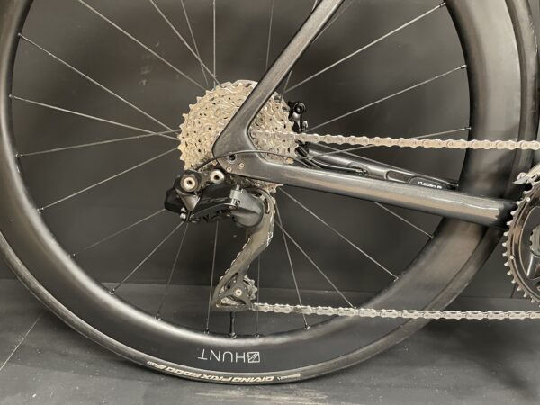 Trek Emonda SL6 Pro 105 Di2 Carbon Disc Road Bike 2023 - 58cm - Upgraded - Image 8