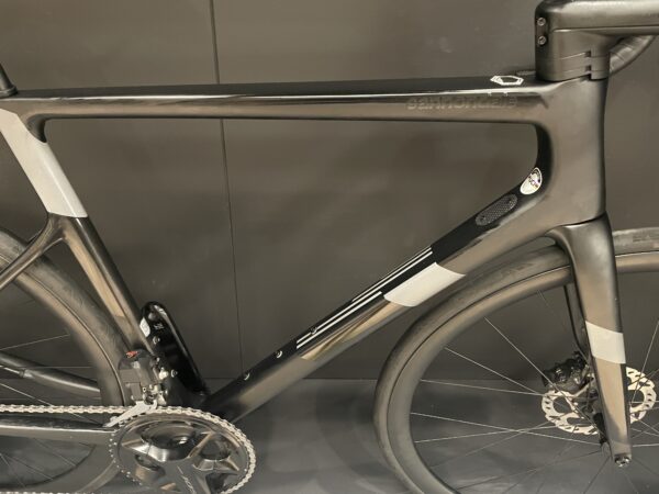 Cannondale Supersix 105 Di2 Carbon Disc Road Bike 2023 - 54cm - Image 2