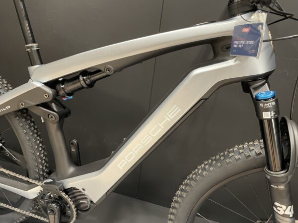 NEW Porsche RotWild Cross 3rd Gen Full Suspension E-MTB 2025 - Medium - Image 13