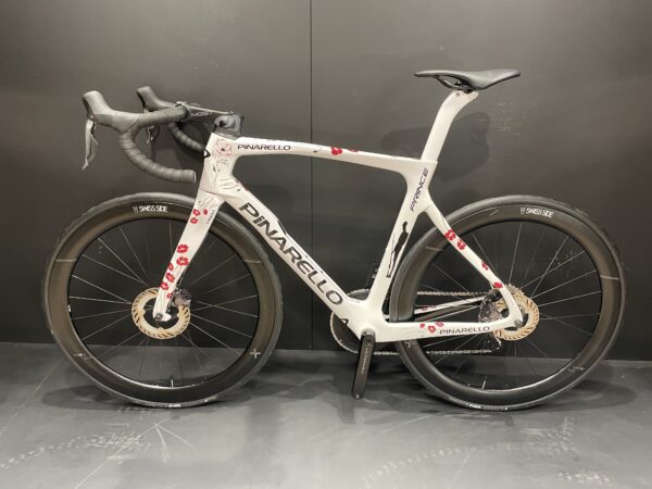 Custom Pinarello Prince ‘Lest We Forget’ Ultegra Di2 Carbon Disc Road Bike 2022 - 545mm - Upgraded - Image 15