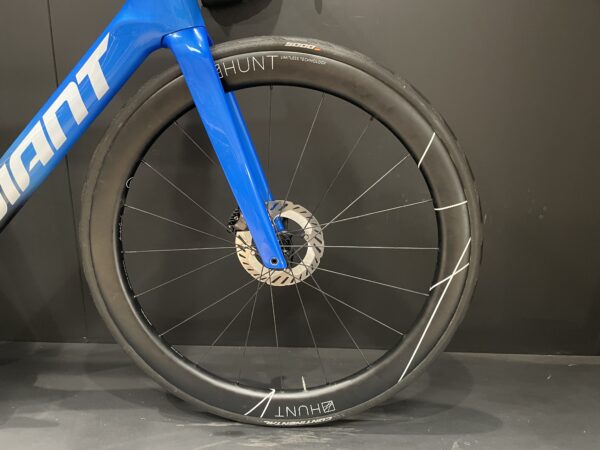 Giant Propel Advanced Pro 0 Di2 Carbon Disc Road Bike 2024 - M/L - Image 4