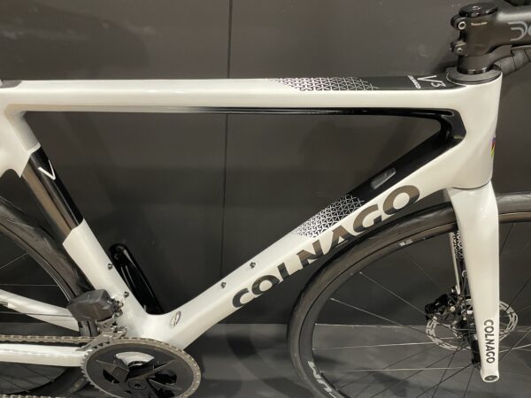 Ex-Display Colnago V3 Rival AXS Carbon Disc Road Bike 2023 - 50s 1yr Warranty - Image 2