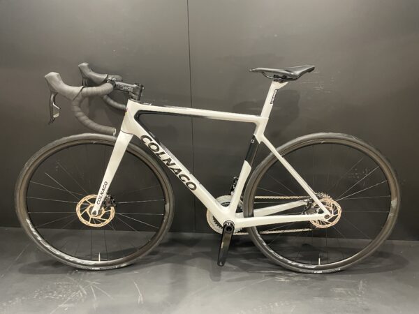 Ex-Display Colnago V3 Rival AXS Carbon Disc Road Bike 2023 - 50s 1yr Warranty - Image 13