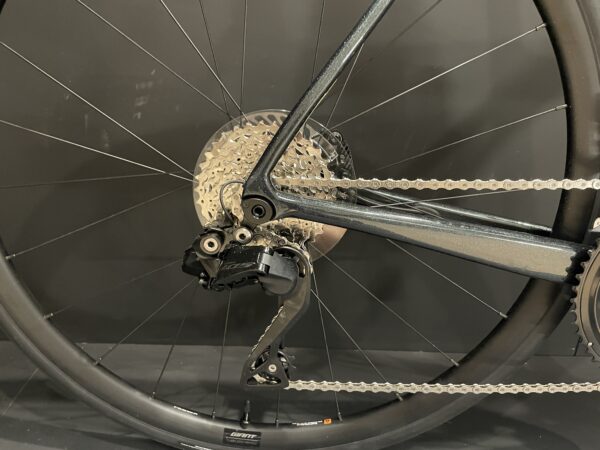 NEW Giant TCR Advanced 1 105 Di2 Carbon Disc Road Bike 2025 - Large - Image 8